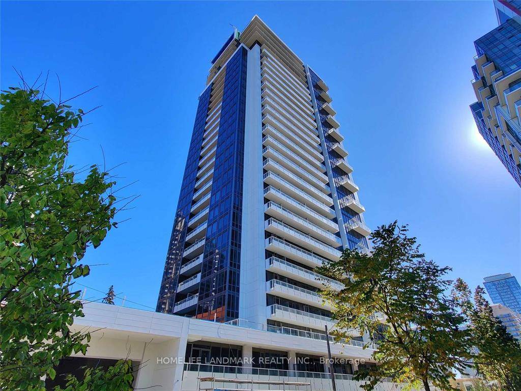 Luxury One Bedroom Condo With Parking, Bright amp ; Spacious, Laminate Flooring Throughout, 9' Ceiling, Modern Kitchen With Built In Appliances, Granite Countertop, Clear West View.