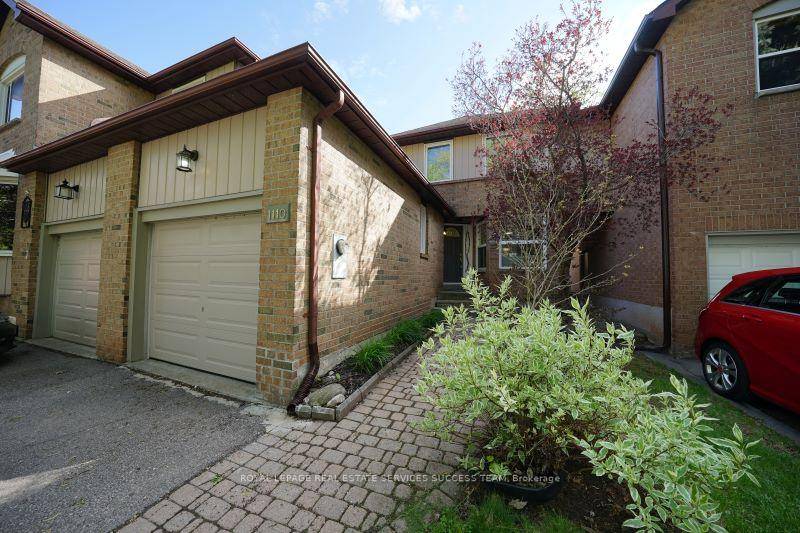 Incredible Location, Top Schools, 3 Bed 3 Bath Home Backing Onto Forest And Walking Trails In Sought After Glen Abbey.