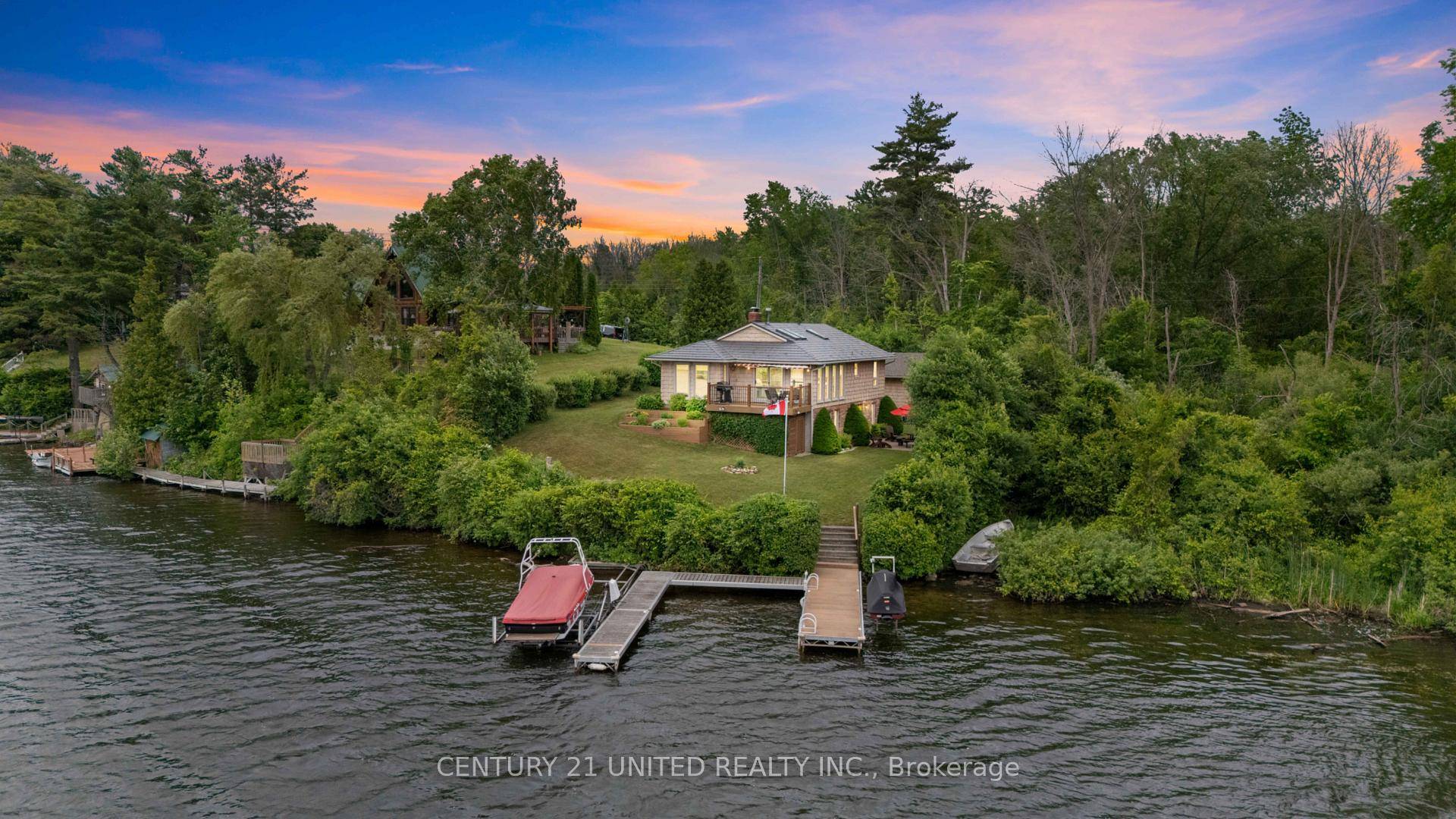 Welcome to your private waterfront retreat on the Otonabee River !