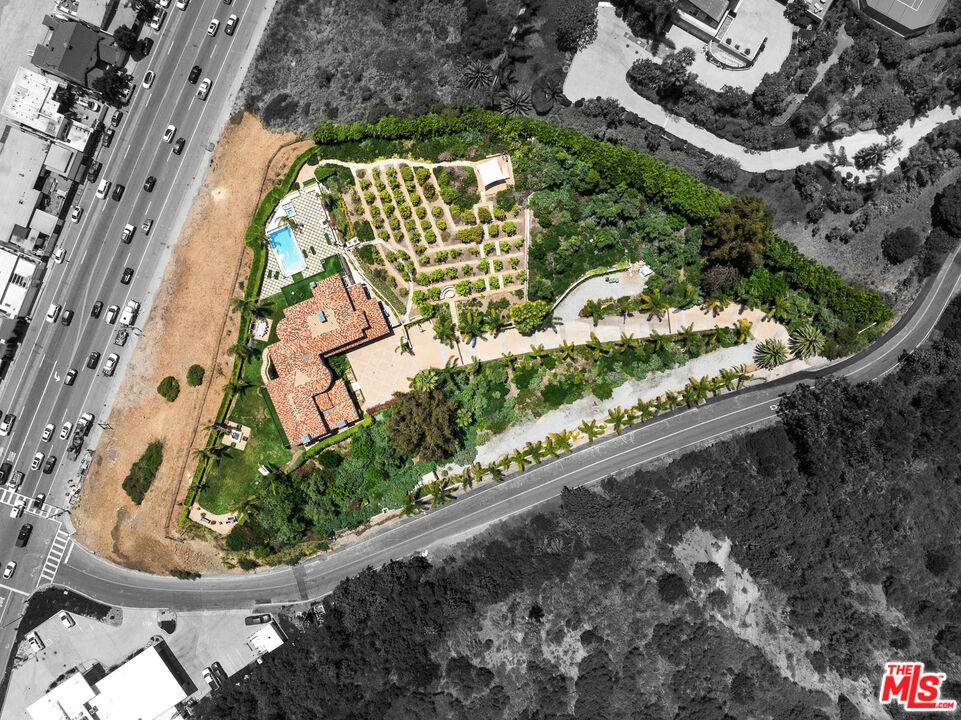 3903   Carbon Canyon Rd Malibu LA