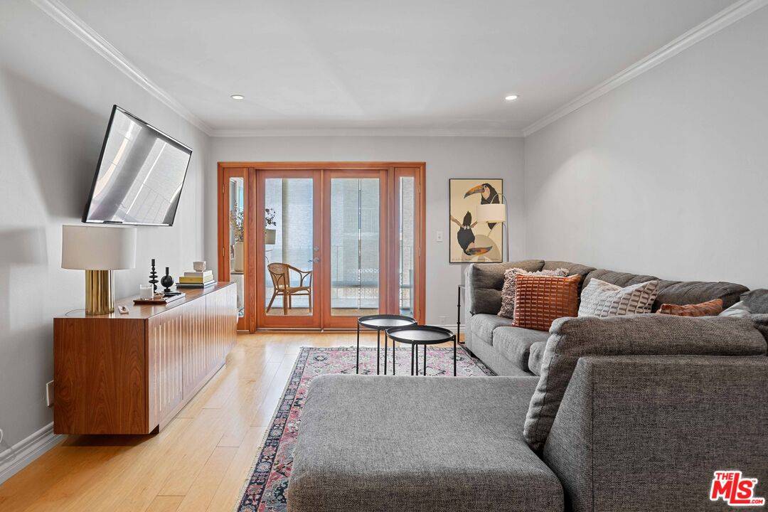 705  Westmount Dr 1BR Sunset Strip La