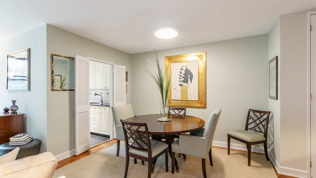 Welcome to your dream residence at 420 East 51st Street, Unit 7B !