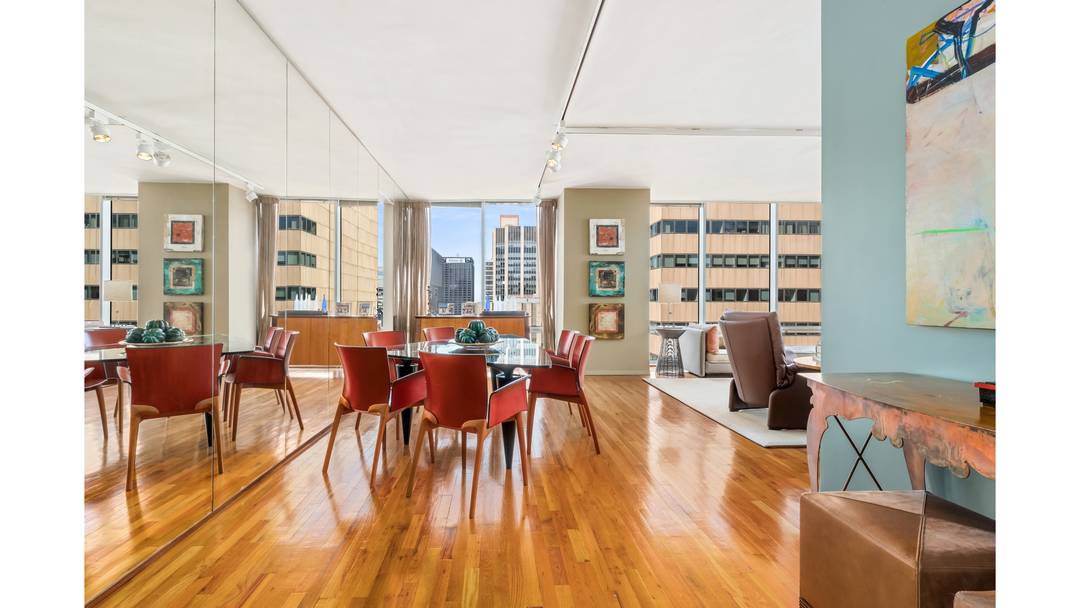 Brand New Listing ! This Stunning 1791 square foot apartment is located in one of the most elegant and desirable condominiums on Fifth Avenue, with Spectacular views of Central Park ...