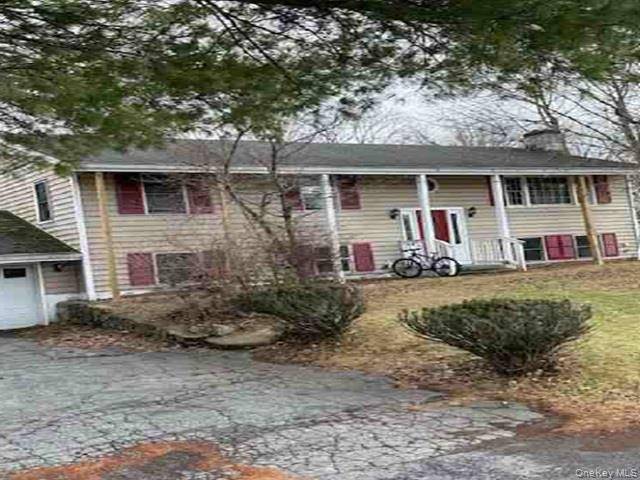 Auctioned Property. Situated in the community of Country Club Estates in the heart of the Town of Poughkeepsie, this large 5 bedroom, 2.