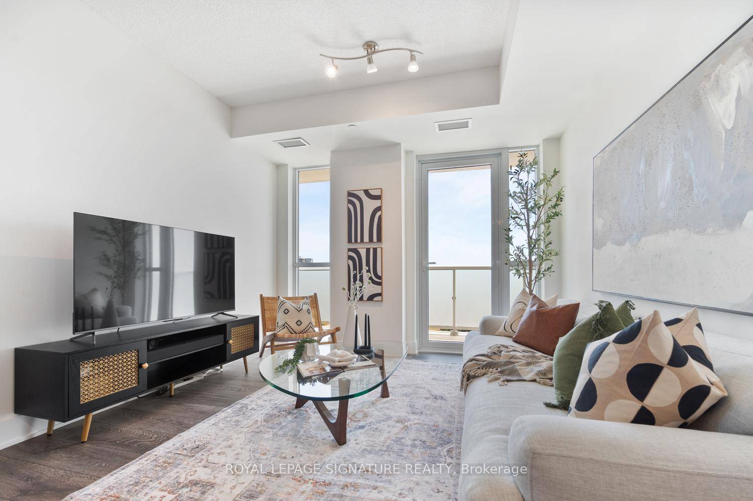 This is More Than a Fair View It's Luxury Served with a Skyline Cue !