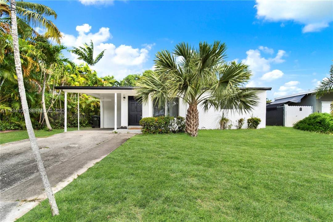 Discover Modern Comfort in the Heart of Oakland Park Fully Renovated 3BR 3BA Gem Welcome to 51 NE 56th Ct, a stunningly updated single family home in vibrant Oakland Park, ...