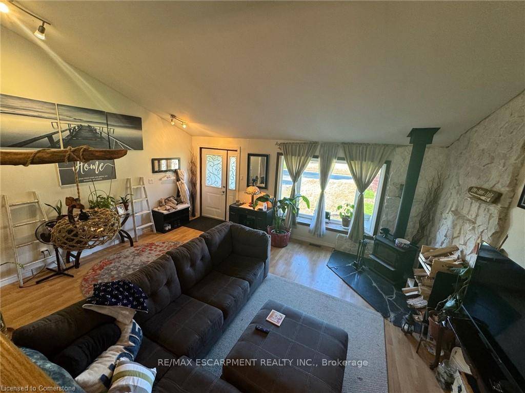 Woodhouse Acres Detached Multi level open concept home comes with your own deeded access to the private beach area for this neighbourhood No need to fight crowds at the public ...