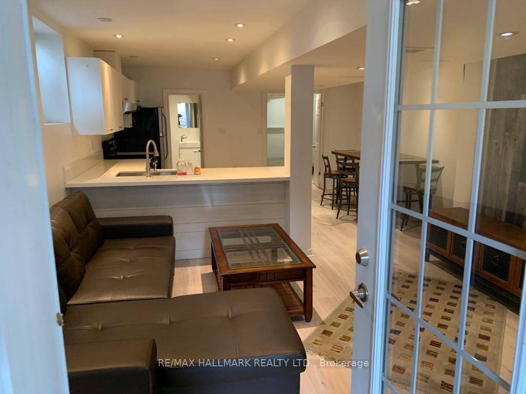 Leslieville FURNISHED 1 Bed Basement Apt All Inclusive Private Entrance, Parking amp ; Laundry Bright, clean, modern 1 bedroom basement apartment in Leslieville East Downtown Toronto, just minutes to Queen ...