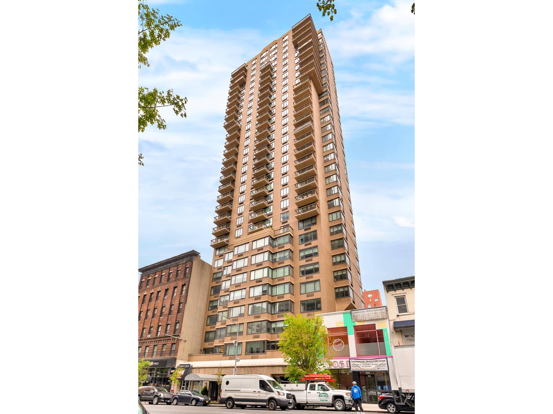 Calling all investors ! Tenant in place until September 2026.