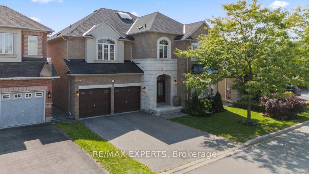 Welcome to this meticulously maintained detached home, ideally situated within the highly sought after Vellore Village community of Vaughan.
