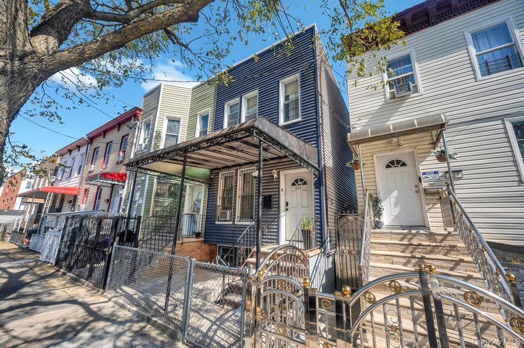 Welcome to your next East New York gem !