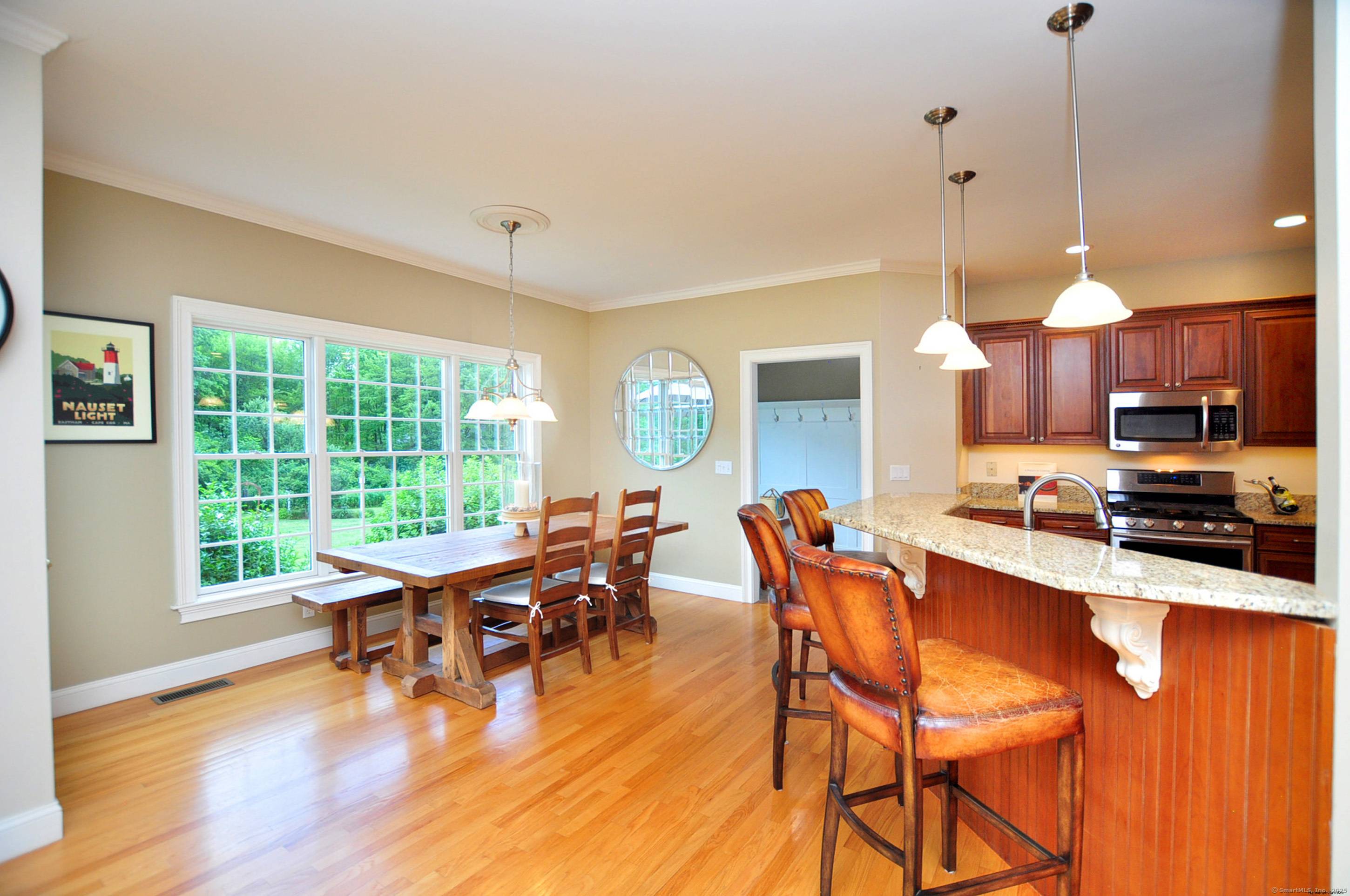 Welcome Home ! This custom built 4 5 bedroom home offers a richly detailed interior, superb craftsmanship, extraordinary millwork in well appointed rooms.