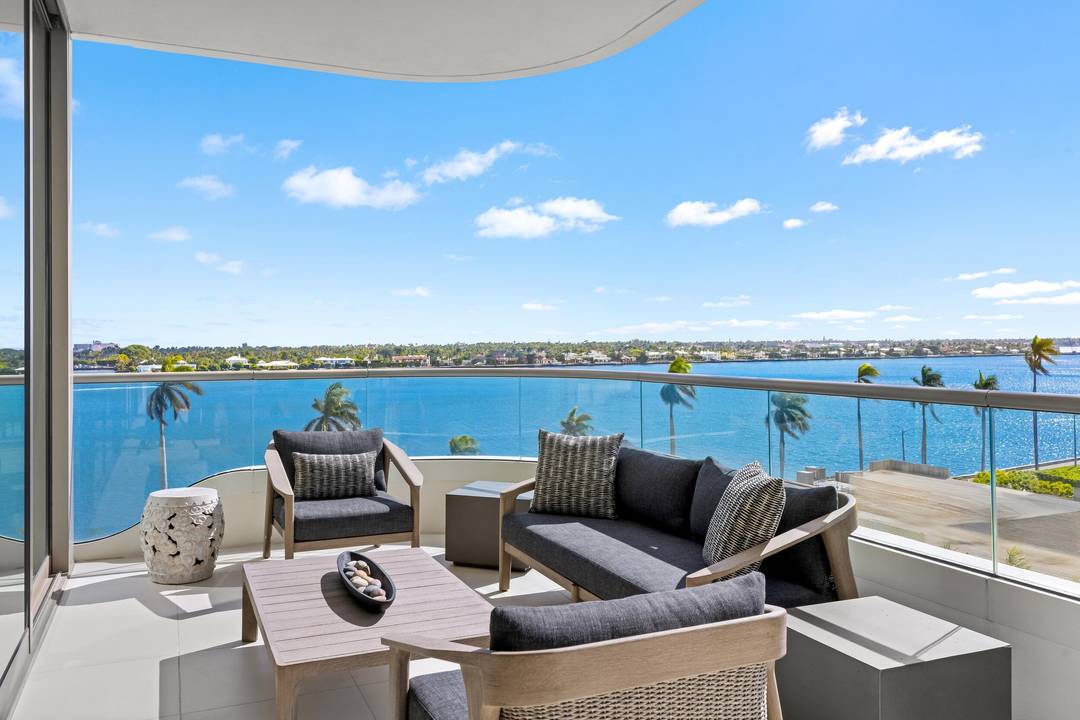 Gorgeous custom waterfront condominium with beautiful designer finishes throughout.