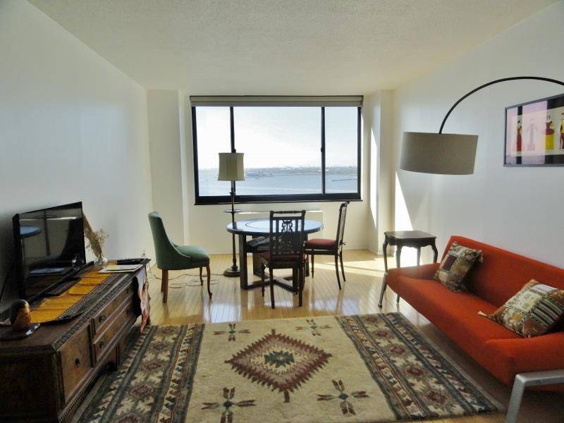 South West corner breath taking full water amp ; Statues of Liberty view, terrace on the Hudson River, new lobby.