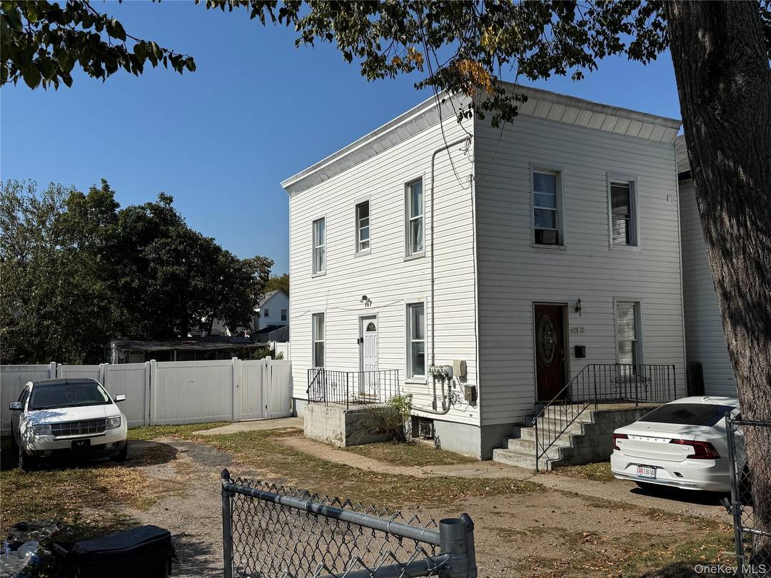 R4 Zoned Lot with 2 Family house in Prime Jamaica, Queens !