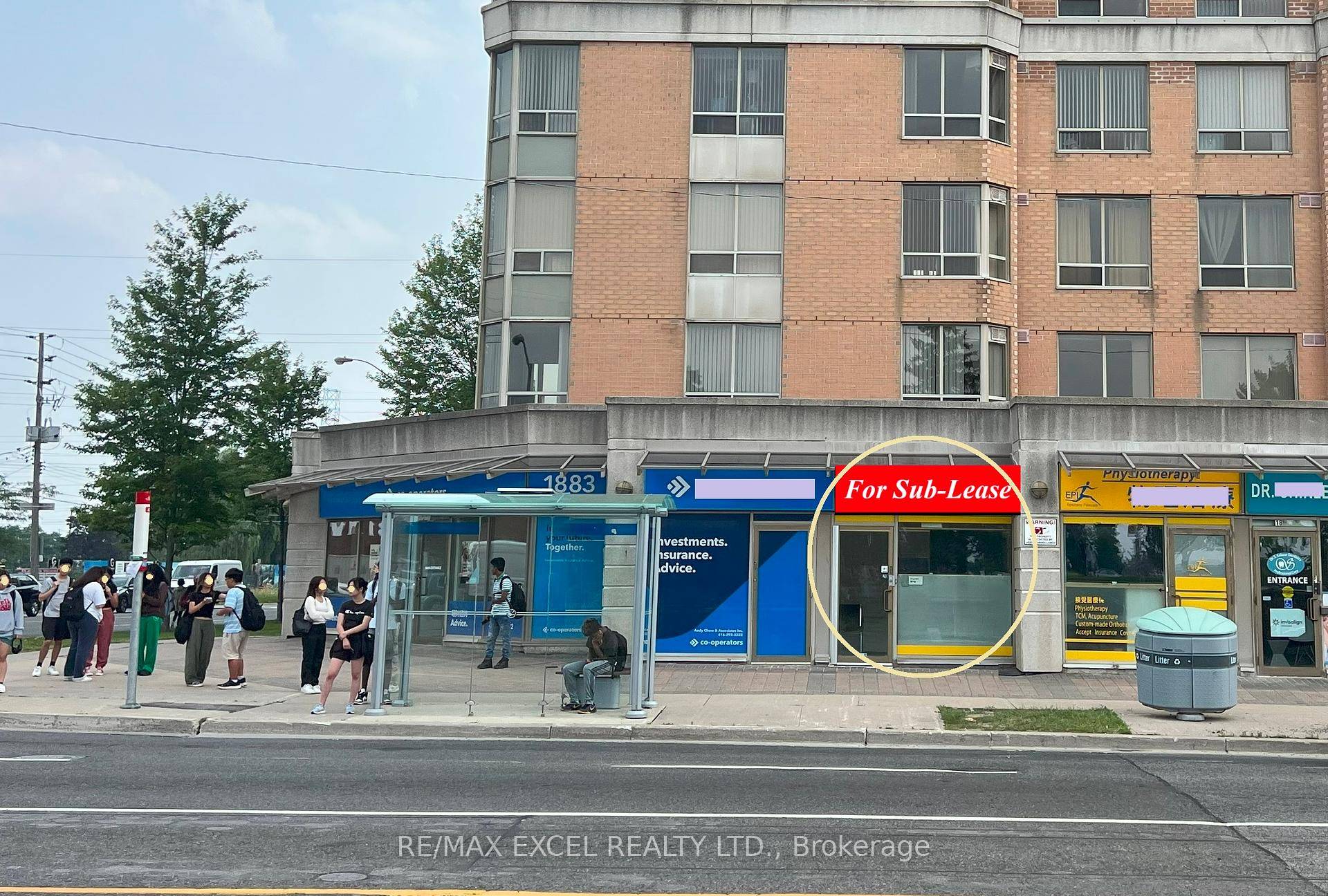 Convenience Located At Corner Of Kennedy amp ; Mcnicoll, Ready To Rent, Renovated, Private Washroom, 10' Wide Frontage With Excellent Exposure Along Ttc Route, Opposite to High School, Plenty Of ...