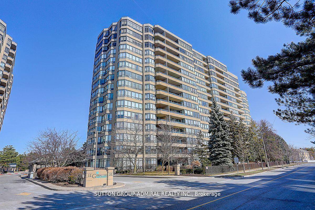 Welcome to Penthouse 27 at 32 Clarissa Dr a spacious, carpet free condo offering breathtaking panoramic views in the heart of Richmond Hill.