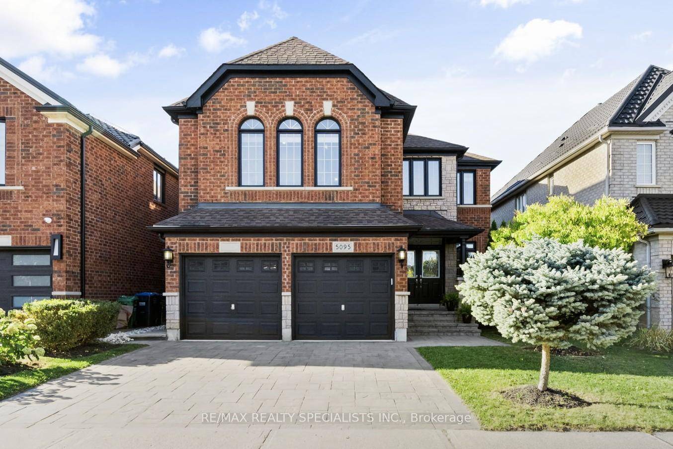 Privacy, peace, and greenspace, all in your own backyard !