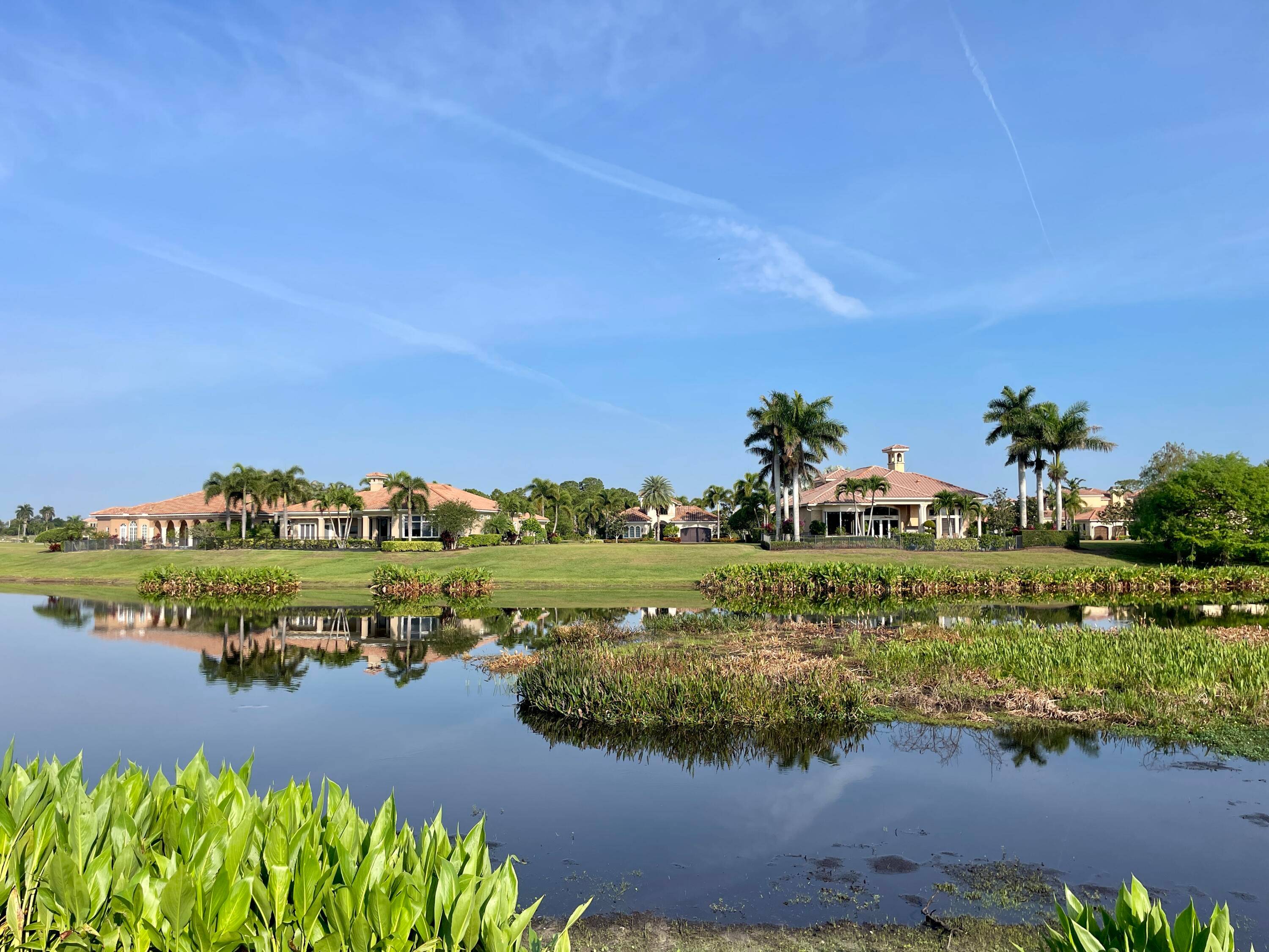 Southeastern views of the 5th Green on the Arnold Palmer Golf Course are yours from this lakefront building site.