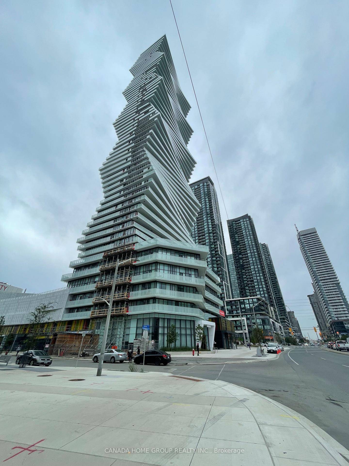 Experience upscale urban living in this stunning 2 bedroom, 2 bathroom condo located in the heart of Mississauga.