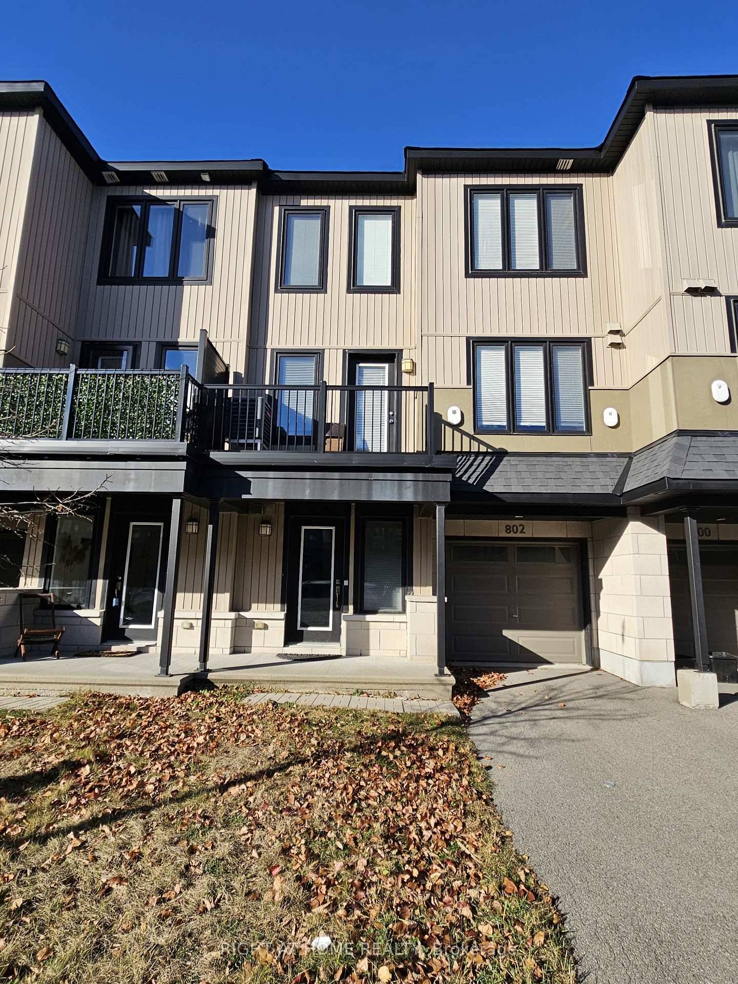 This Beautiful townhouse is located in a beautiful environment area of Manahan Landing in Kanata South, minutes away from high way 416 417, Canadian Superstore, Walmart, Costco, Kanata Centrum Shopping ...