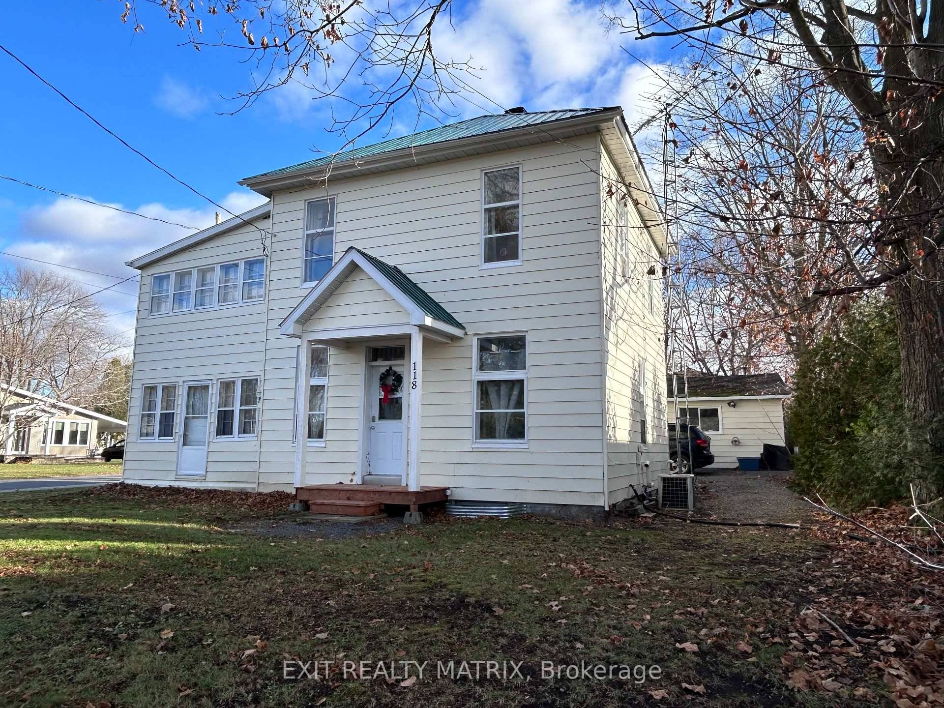 Welcome to 118 Centre Street, a beautifully maintained 2 storey detached Victorian home in the heart of Alexandria, NorthGlengarry.