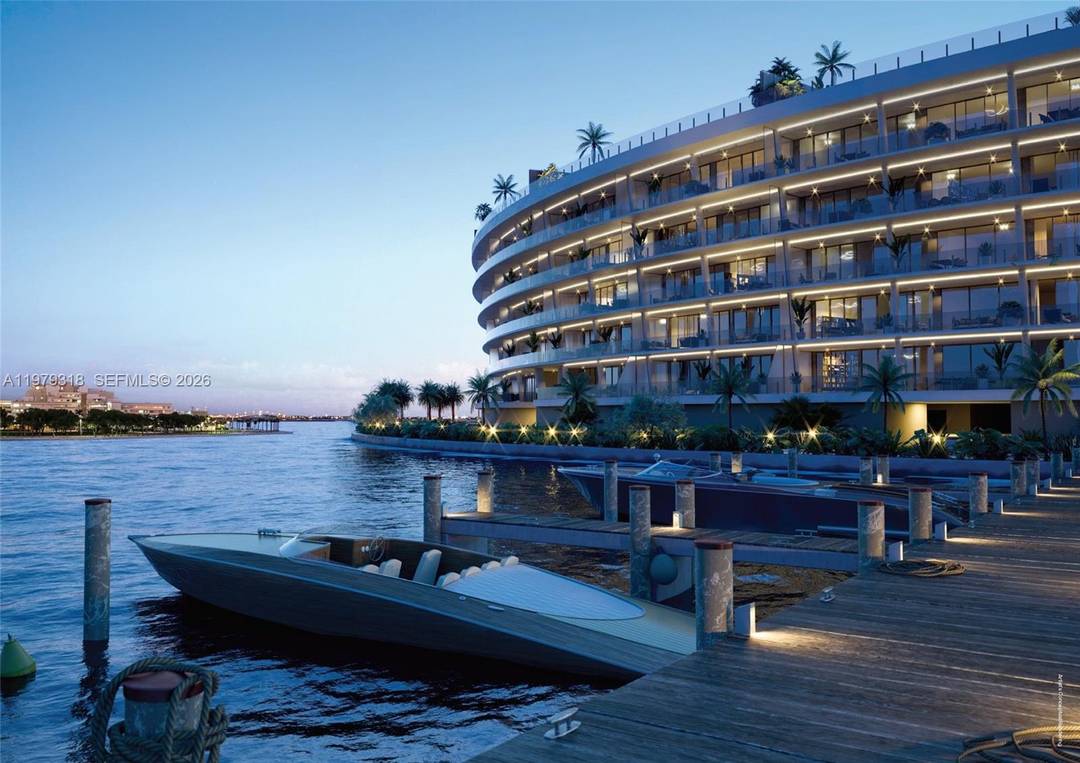 Set on the exclusive private island of Grove Isle in Miami, Vita at Grove Isle is an ultra boutique waterfront sanctuary developed by Ugo Colombo.