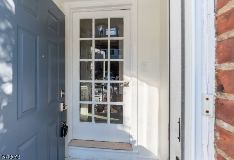 Charming 3 Bedroom Home in Desirable Teaneck Neighborhood Welcome to this well maintained single family home offering comfort, functionality, and an ideal suburban setting.