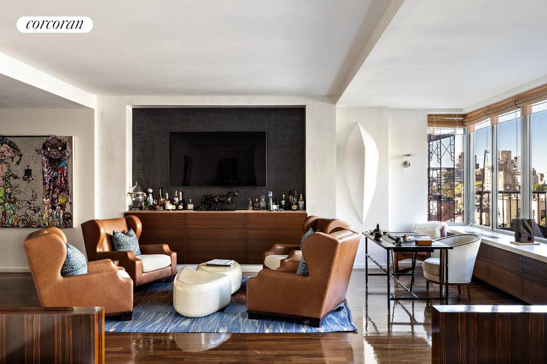 A Full Floor Oasis and Outdoor Garden Sanctuary in the Heart of Chelsea A rare offering in one of Chelsea's boutique condominiums, this sprawling full floor, three bedroom with home ...