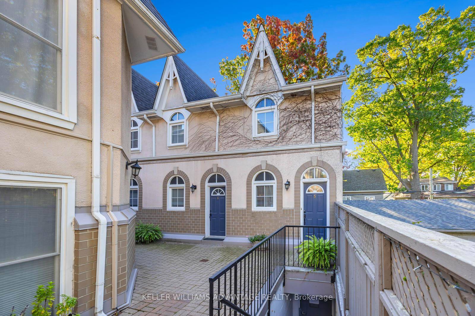 This beautifully renovated 2 bedroom home with a versatile loft, perfect for a den, home office, or guest space offers the ideal blend of comfort and style.