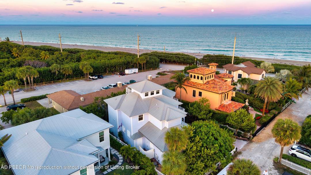 511 Saturn Lane, Juno Beach, FL 33408