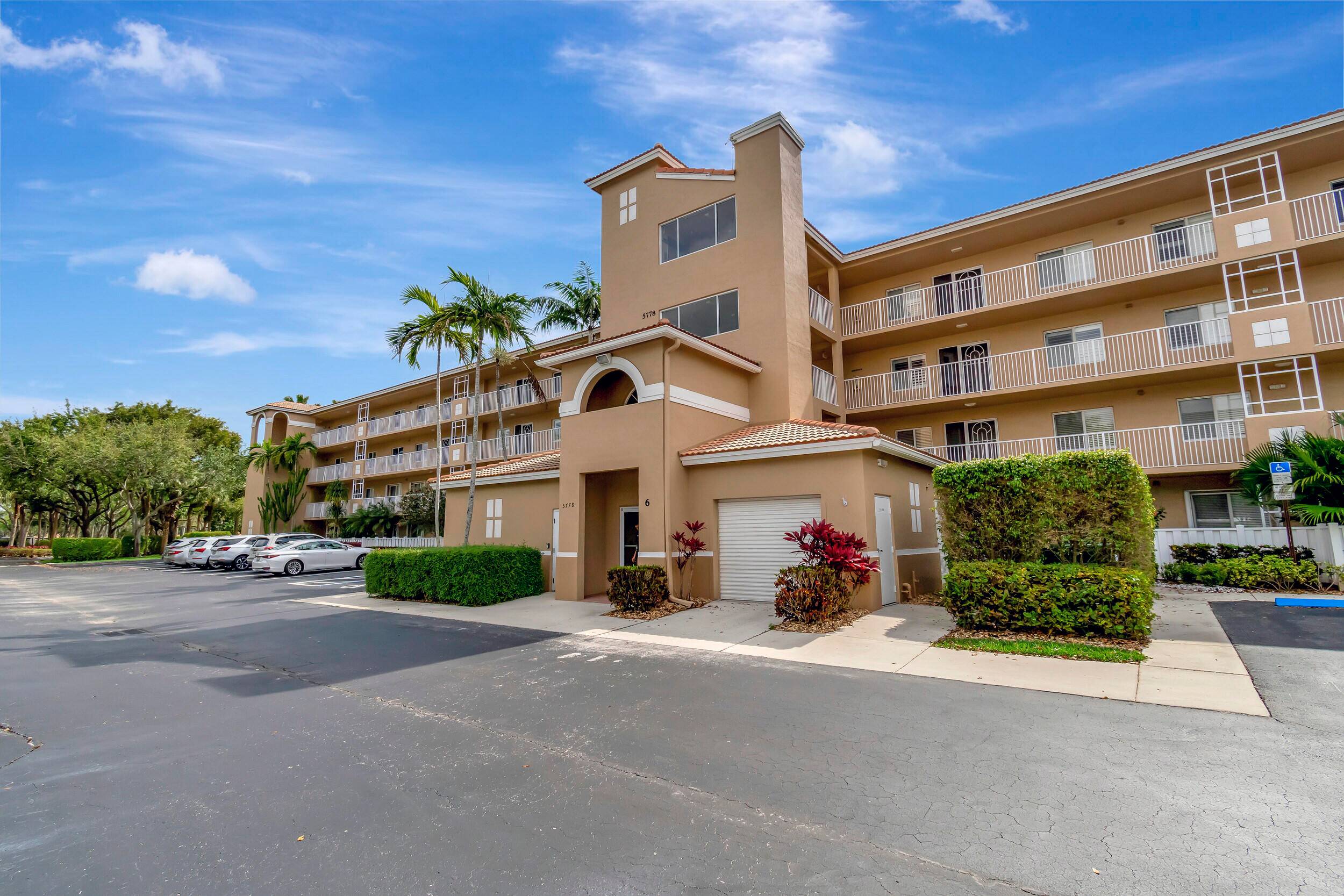 STUNNING PENTHOUSE LEVEL MAJESTY MODEL ON THE WATER AVAILABLE IN CORAL LAKES.