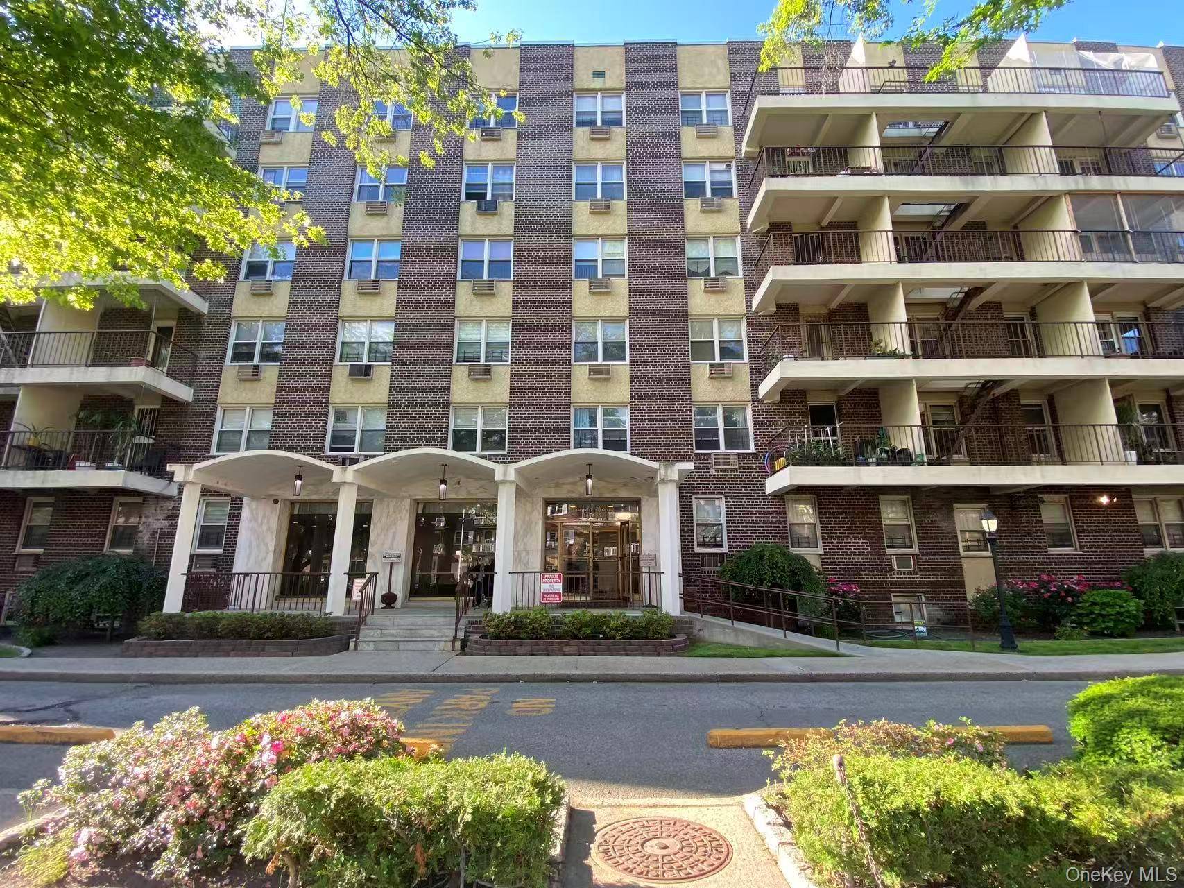 Welcome to this spacious and beautifully maintained one bedroom apartment near Flushing.