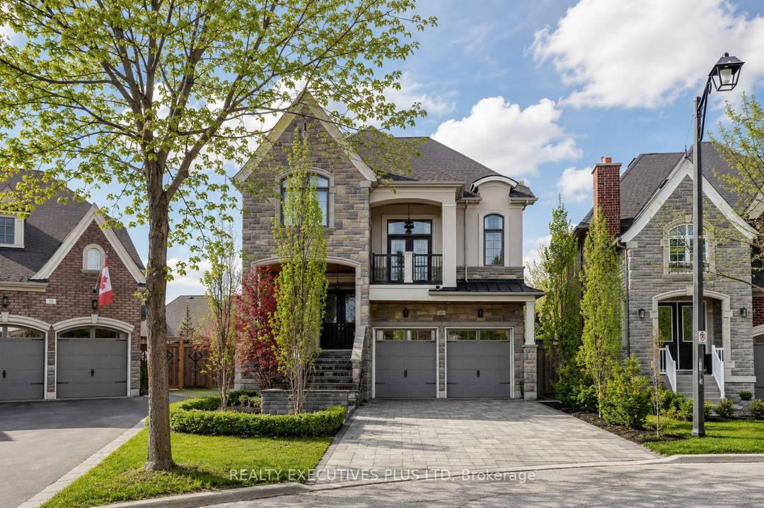 Discover the Epitome of Luxury Living at 10 Sim Hill Crescent, Nestled in one of King City's most Exclusive Neighbourhoods.