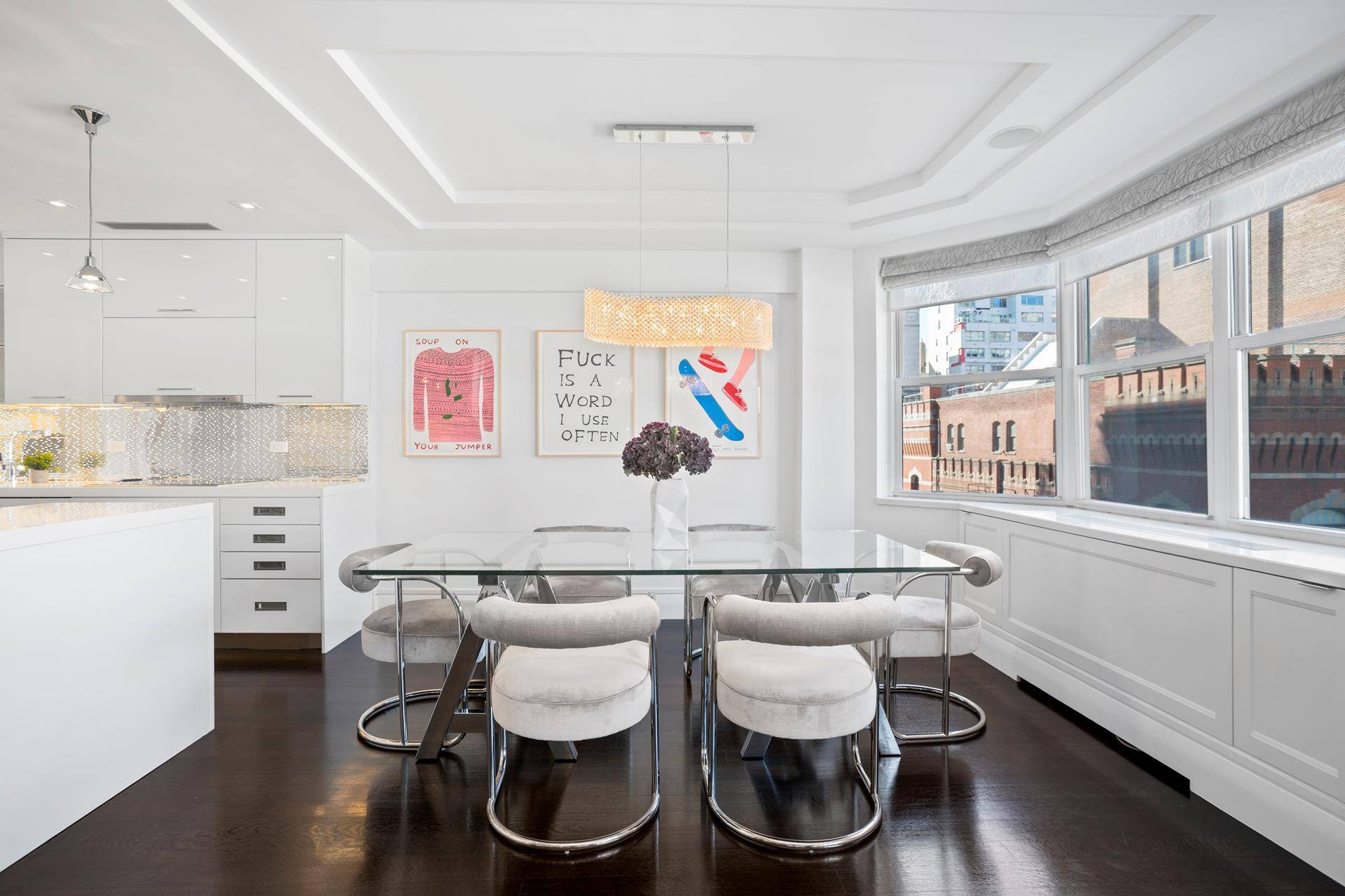 This renovated duplex offers 2 bedrooms and 2.