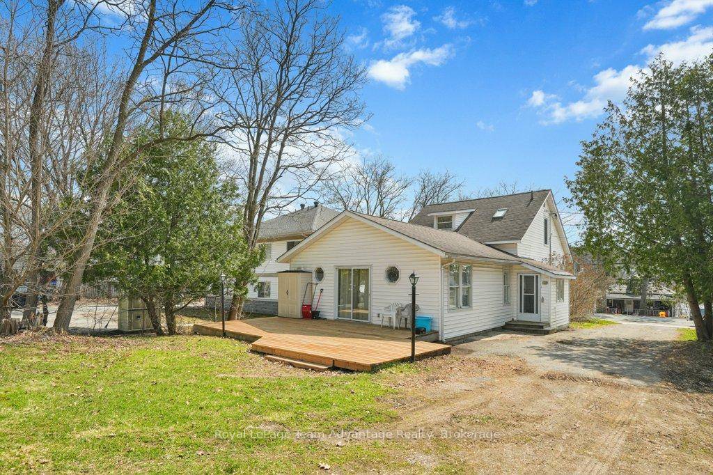 Welcome to 66 William Street a spacious and versatile home on 1.