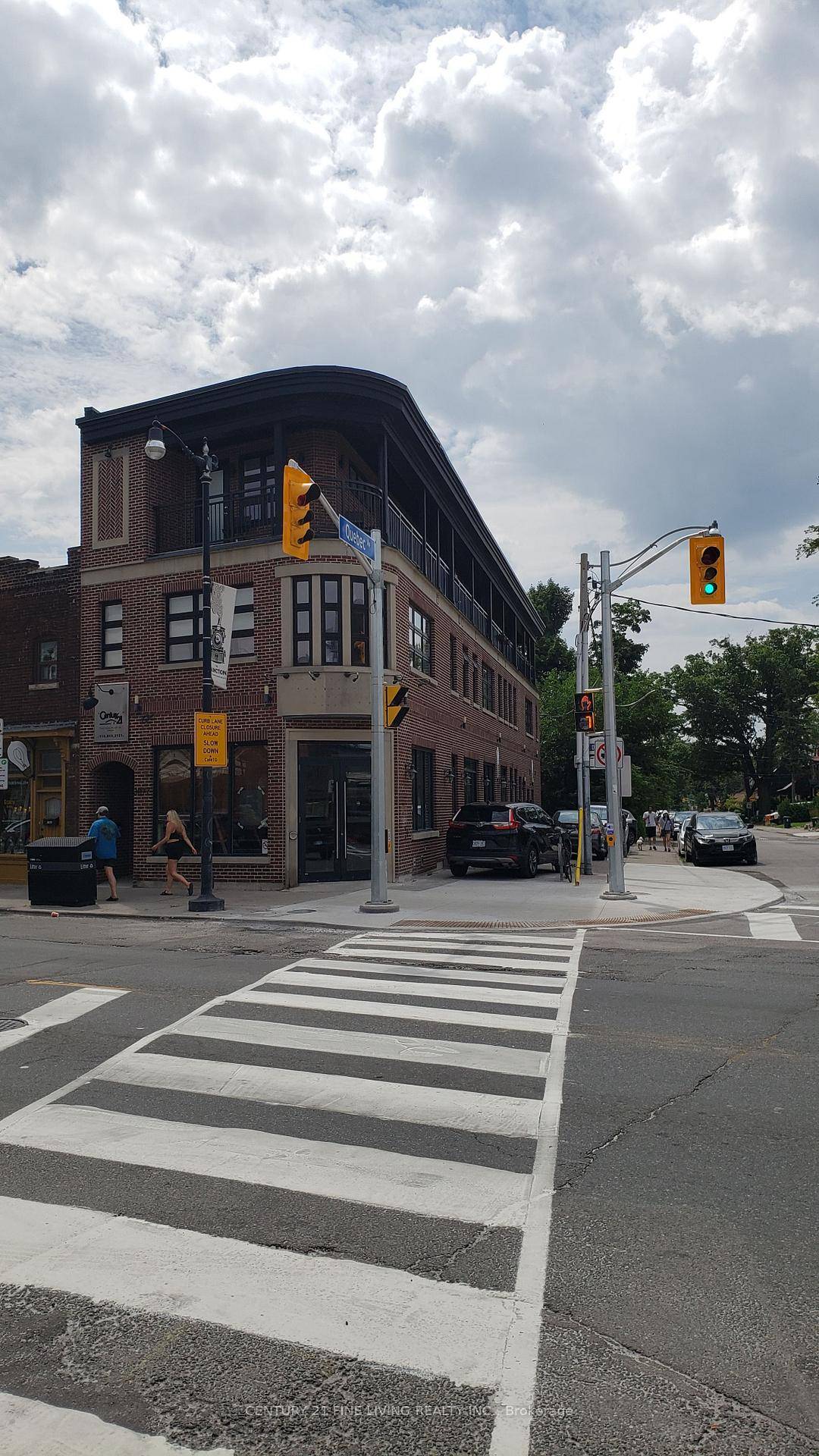 Iconic Building In The Junction !