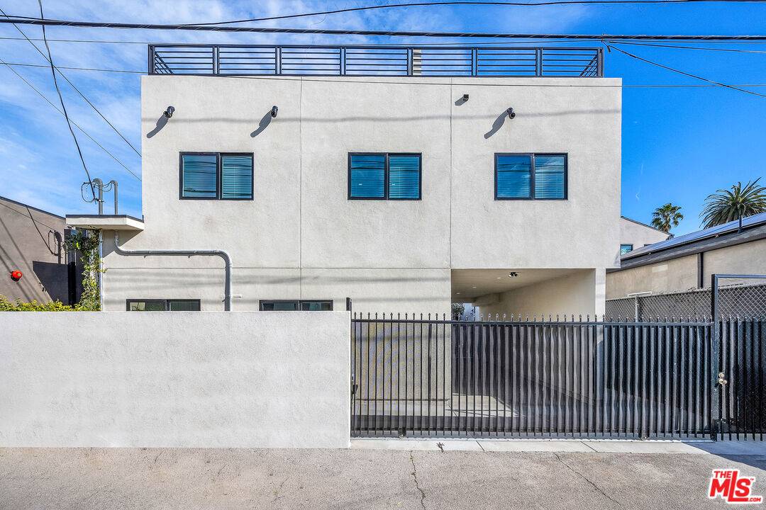 1055 Palms Blvd 3BR Marina Del Rey La