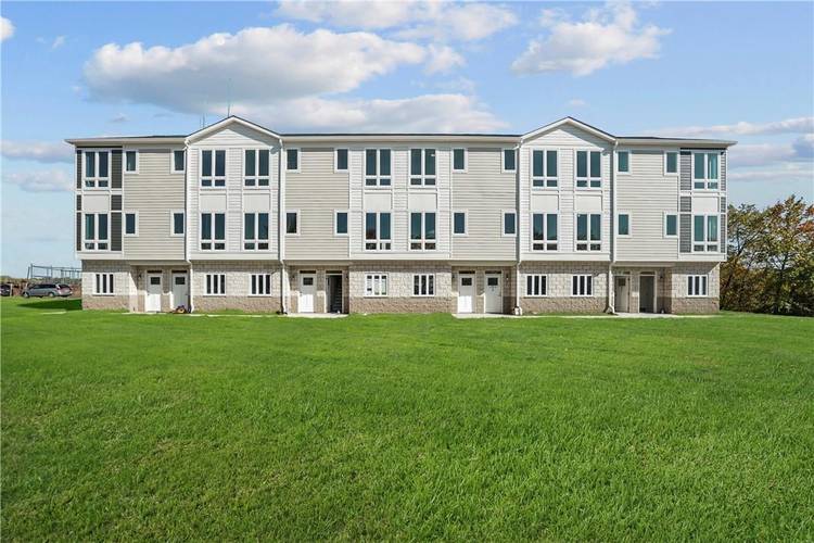UNIQUE OPPORTUNITY IN PRIME LOCATION !