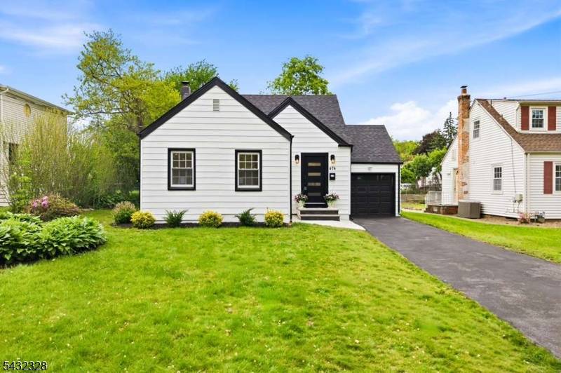 Beautifully renovated and move in ready !