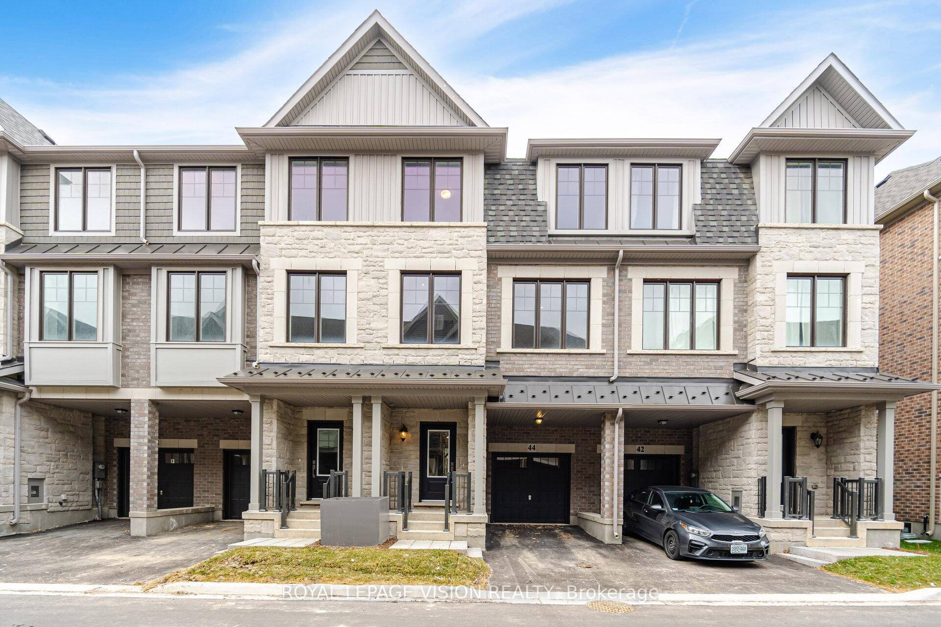 Be the first to live in this beautiful never lived in 1, 790 sq ft townhome, perfectly located in the heart of Credit Valley.