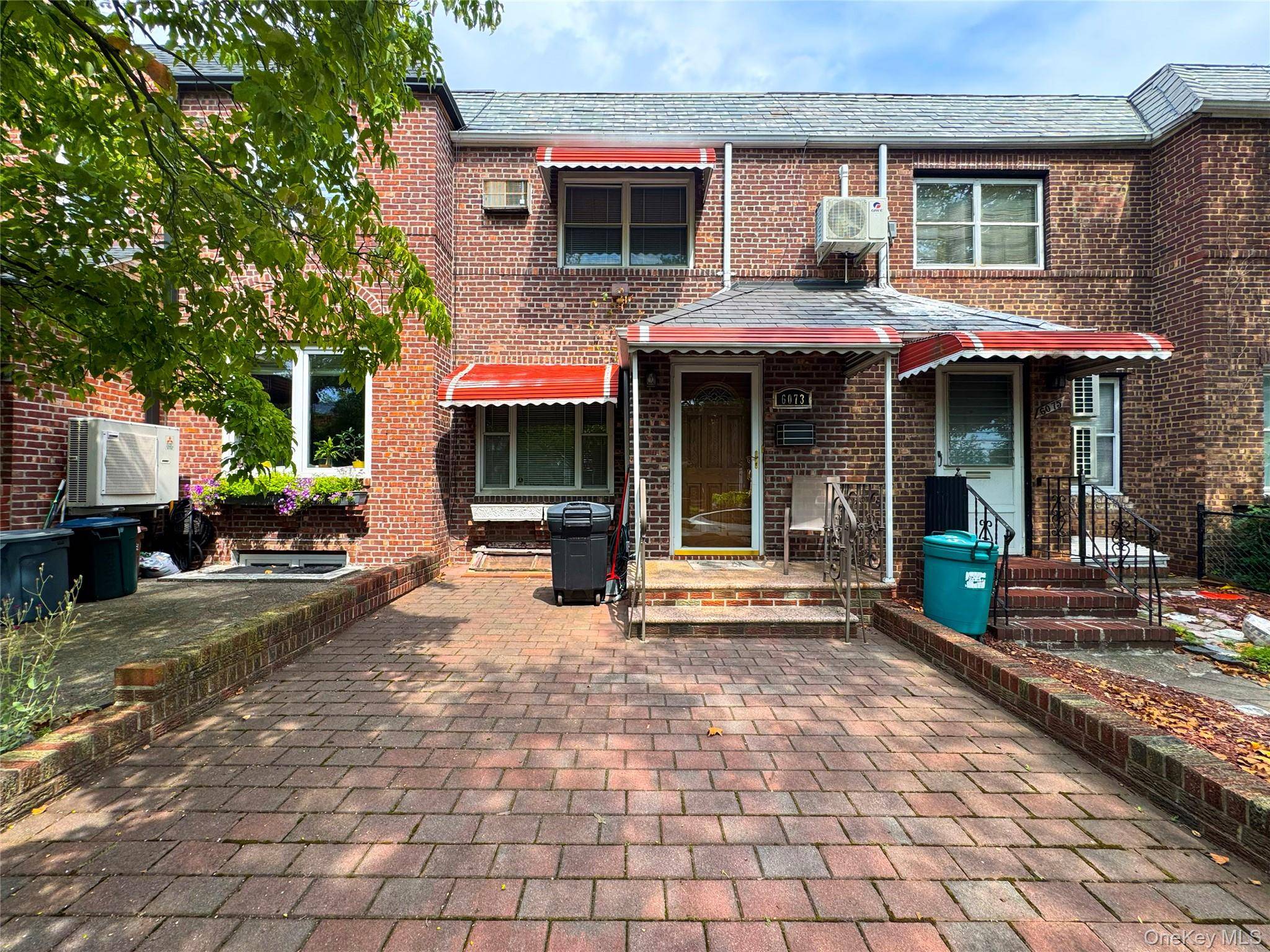 Welcome to this 2 bedroom townhouse featuring a full finished basement with a separate entrance perfect for additional living space or a home office.