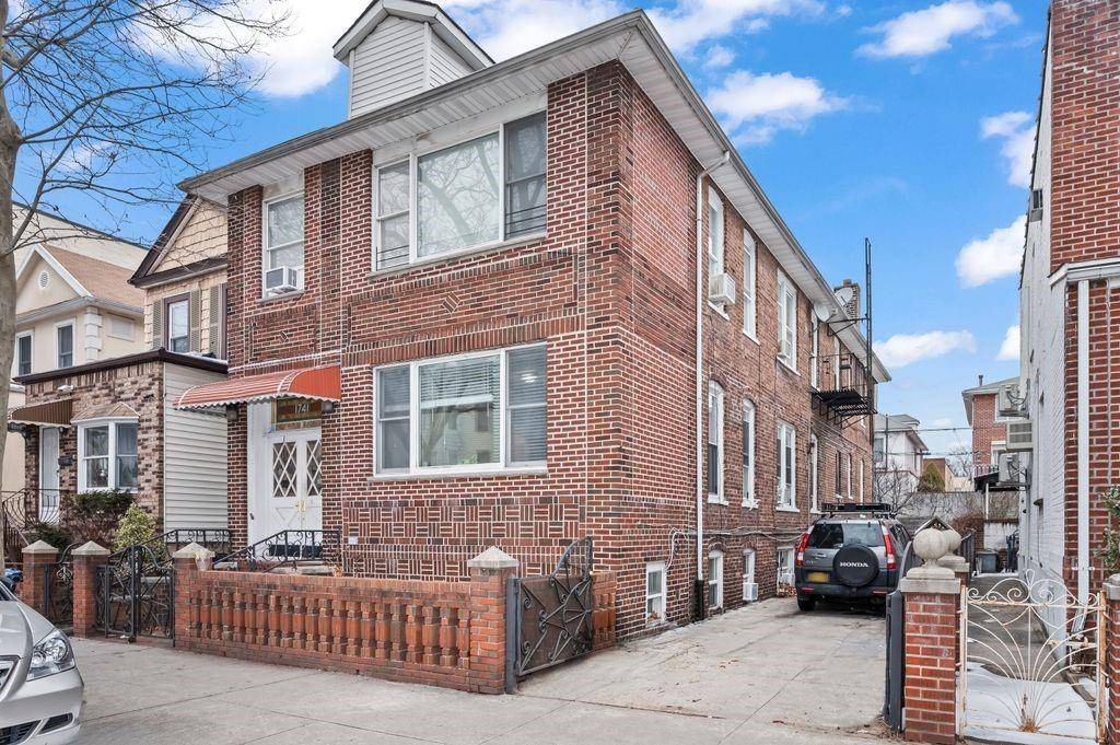 Welcome to a fully detached legal 5 family home in the heart of Bensonhurst, Brooklyn.
