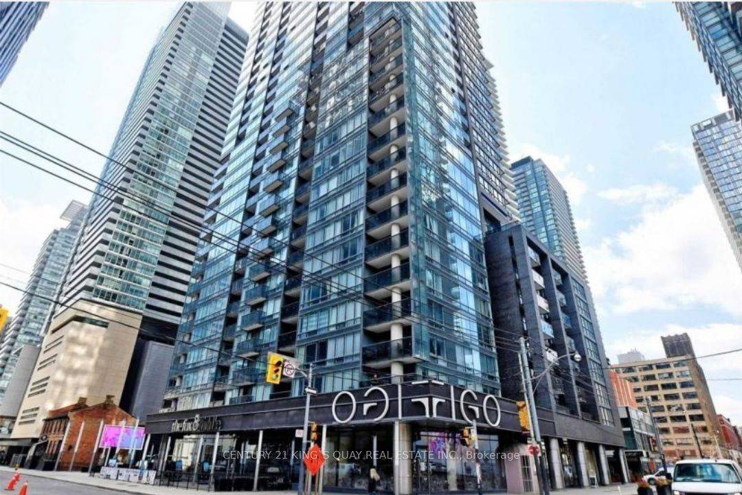 Prime Location ! Modern Luxury Lifestyle, Pinnacle On Adelaide In Heart Of Entertainment, Fashion Financial District.