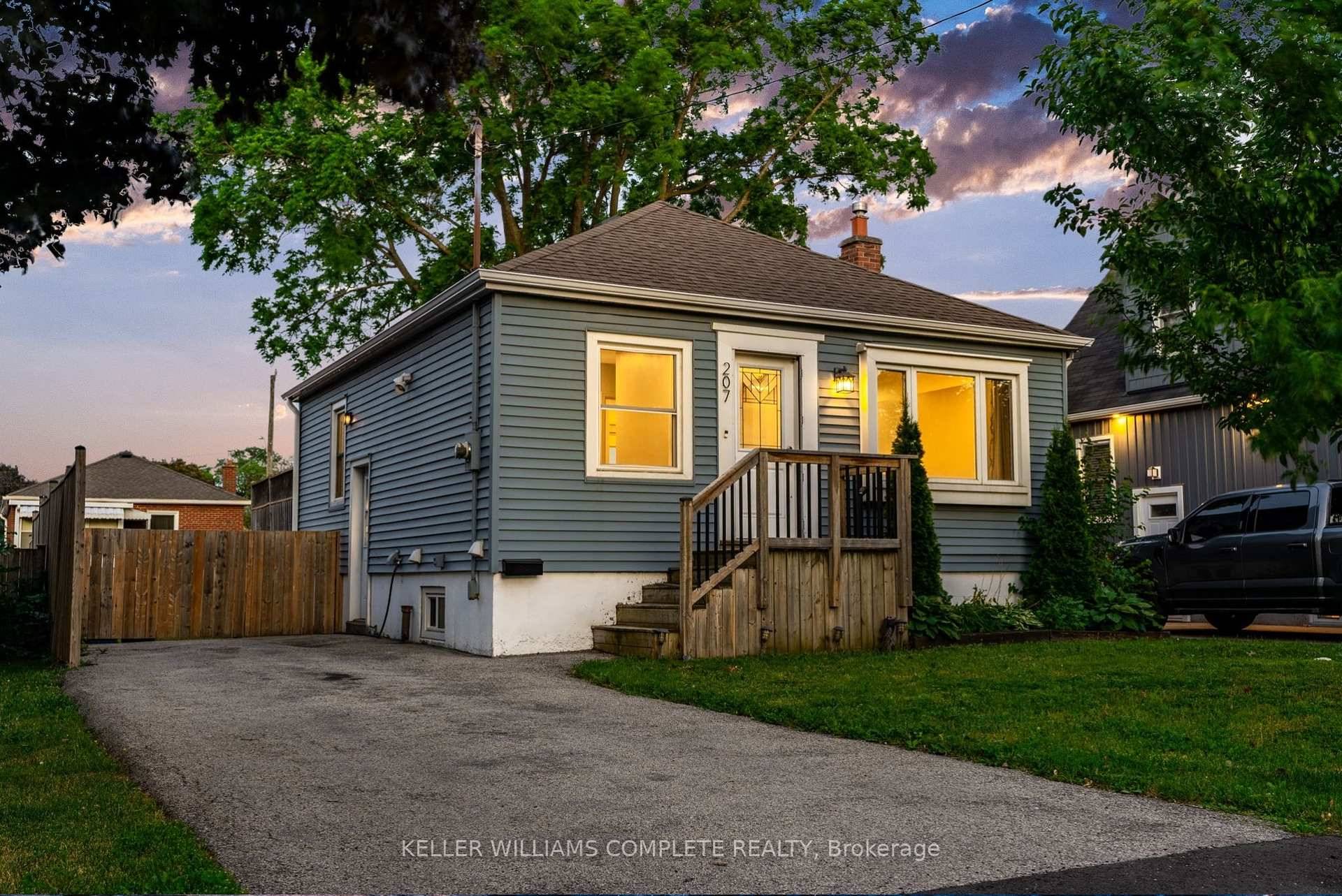 Welcome to 207 East 33rd Street, Hamilton !