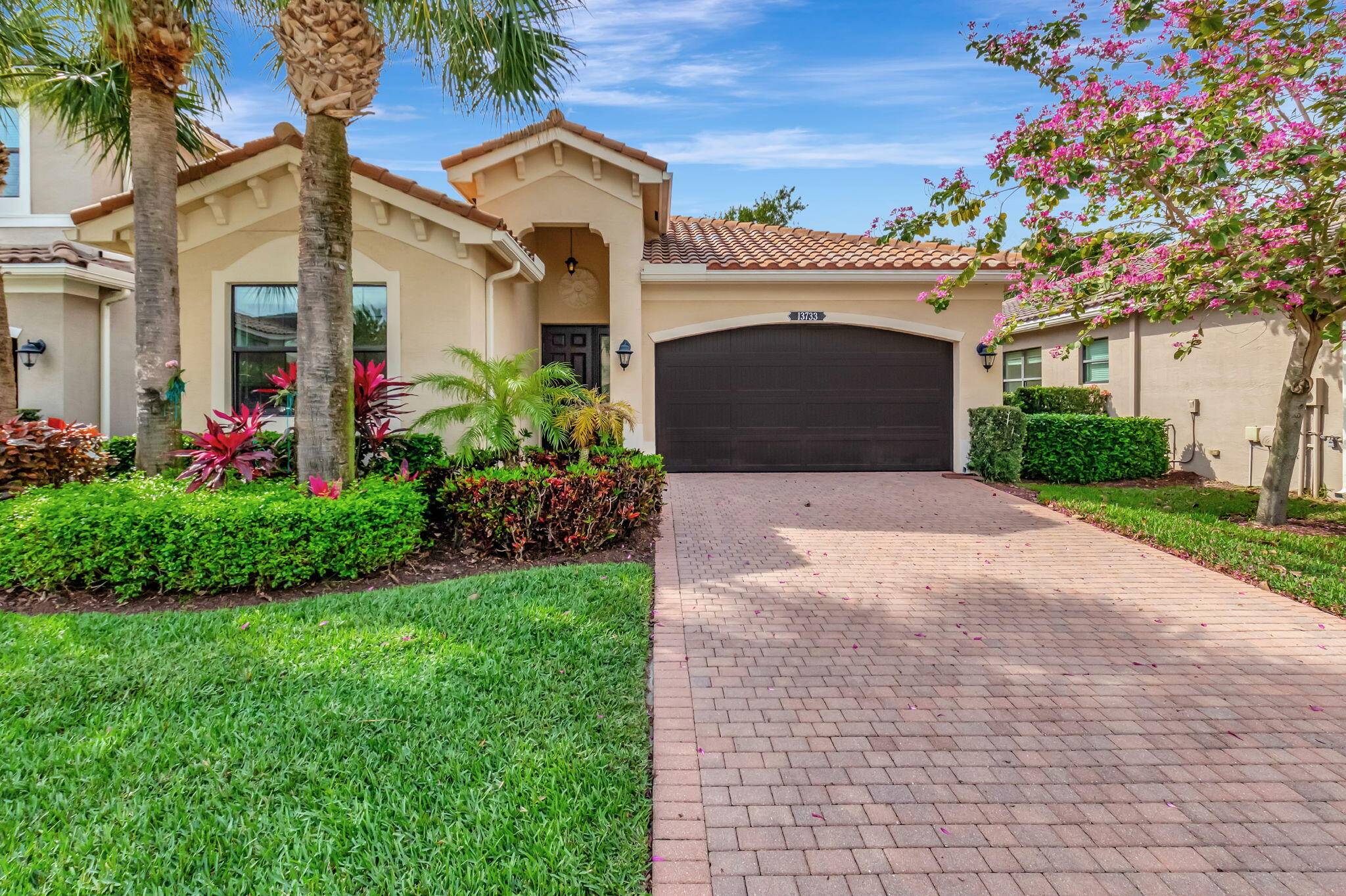 Discover this highly desirable Sorrento model, a charming single story home featuring 3 bedrooms, 2 baths, and a spacious open floor plan with a split bedroom layout.