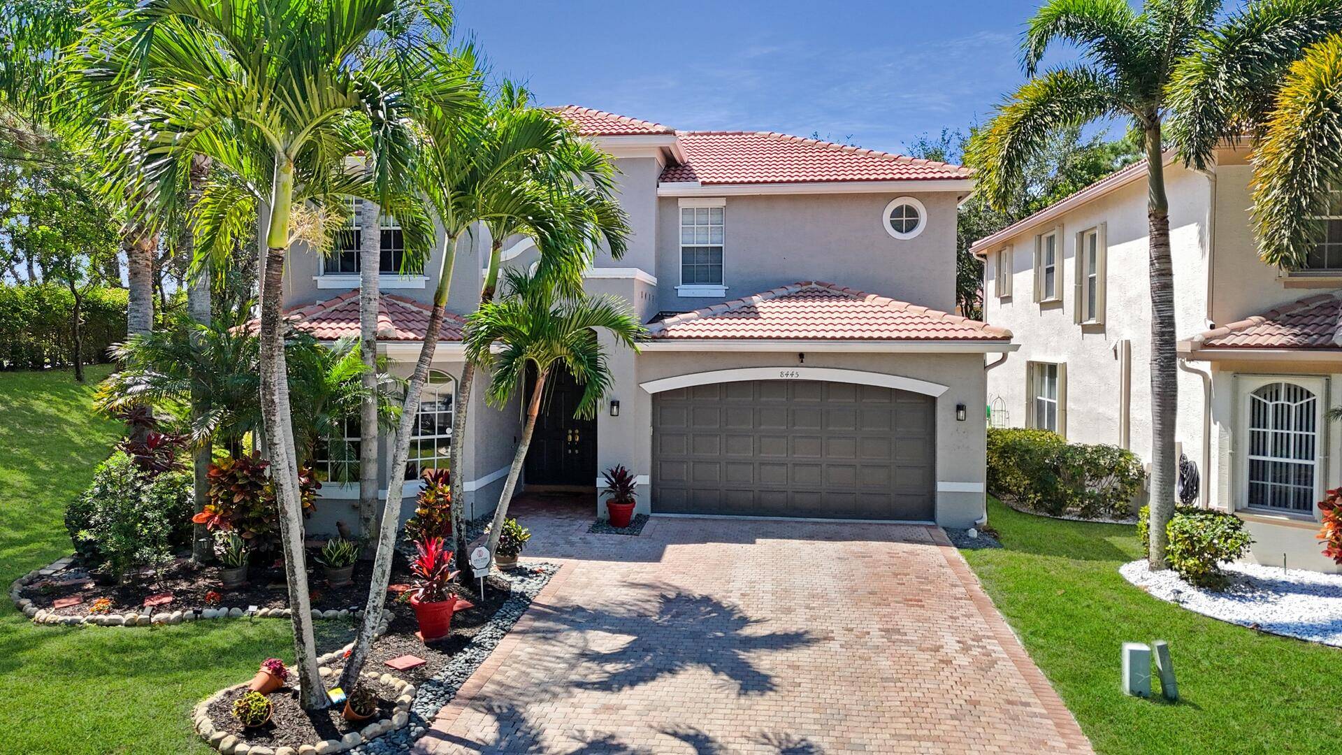 Welcome to this beautifully appointed 5 bedroom, 4 bathroom residence located in the highly sought after community of Canyon Isles.