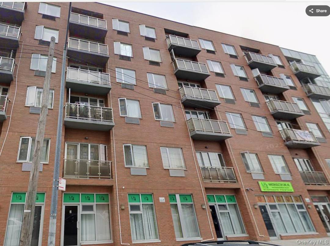 Apartment for sale in Unit, Northern Blvd, Flushing all brick building 4th floor, southeast facing, floor to ceiling windows overlooking the sports field, unobstructed views, approximately 750 sq ft, 2 ...