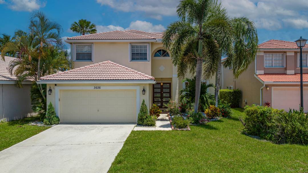 Beautiful 4 Bedroom Home for Rent in Prime Boynton Beach Location !