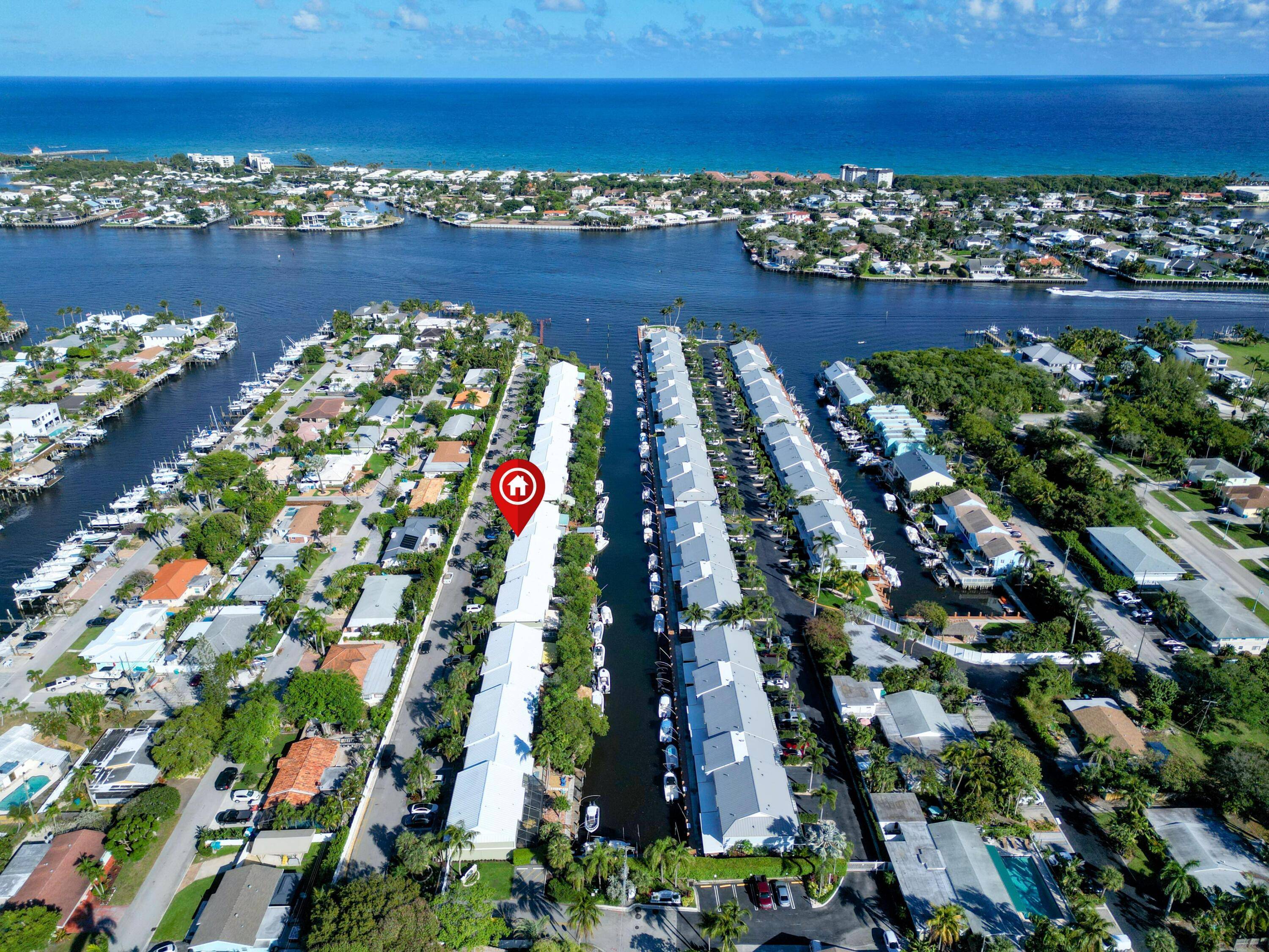 Wonderful Waterfront Townhouse with Private Deepwater Boat Dock in Fantastic Gated Intracoastal Boating Community !